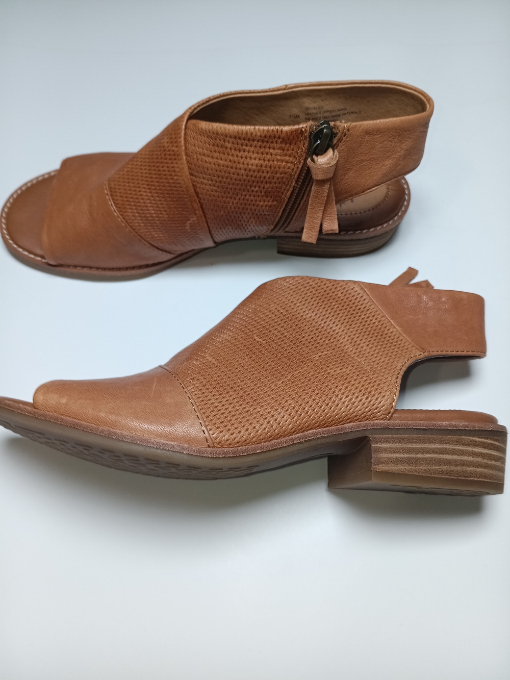 Söfft Cognac Leather Open-Toe Slingback Sandals - Picture 5 of 5